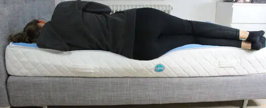 Probeschläferin auf der Seite DIE MATRATZE von Weltbett